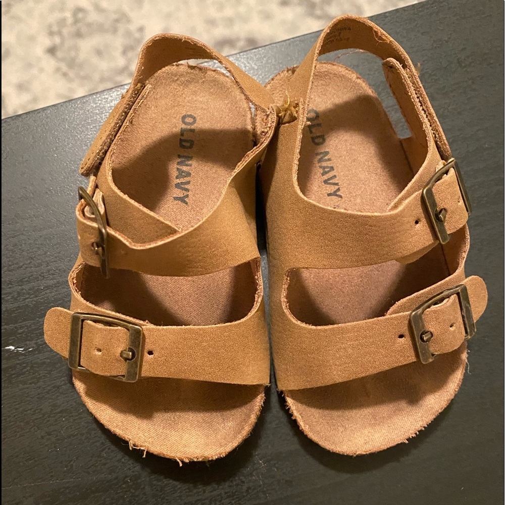 Old Navy Baby Sandals Tan 12-18 Months